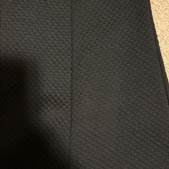 ESSENTIALS NWT Black Textured A-Line Skirt with Seamed Panels - Size M - Picture 4 of 4